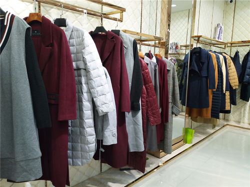 杭州華人杰女裝 冬裝時尚大氣，品牌尾貨折扣精選